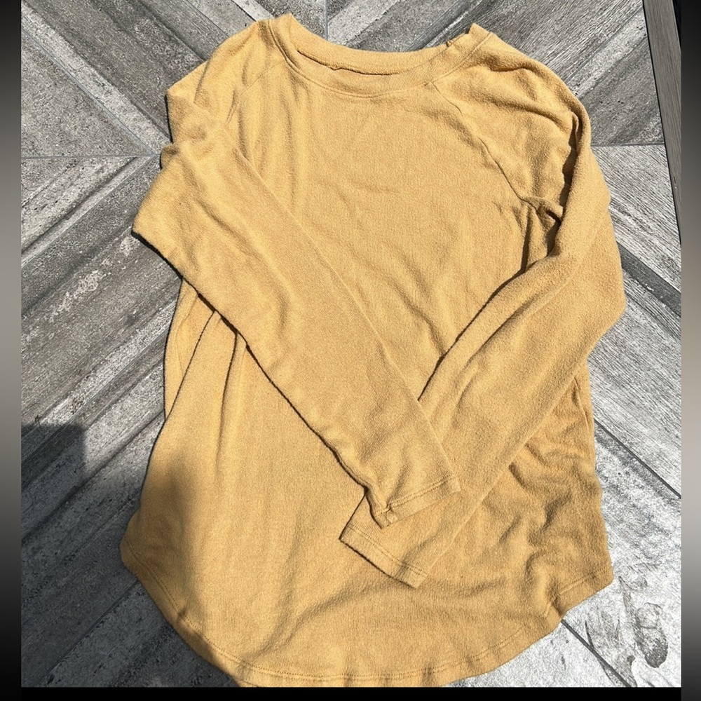 Women’s American Eagle soft long sleeve